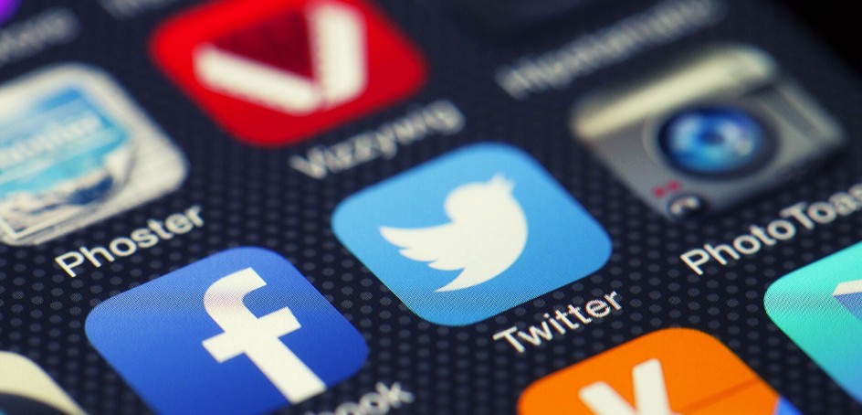 5 Social trade